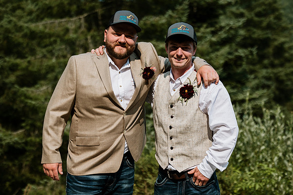Tyler-Riley-Gold-Beach-Wedding-Photos-5273-7652