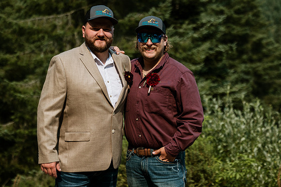 Tyler-Riley-Gold-Beach-Wedding-Photos-5273-7655