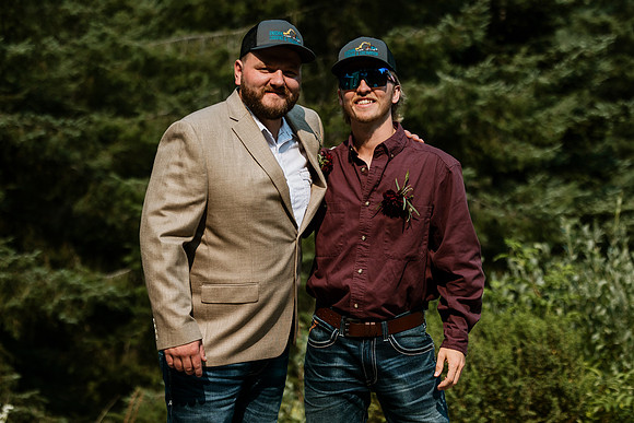 Tyler-Riley-Gold-Beach-Wedding-Photos-5273-7659