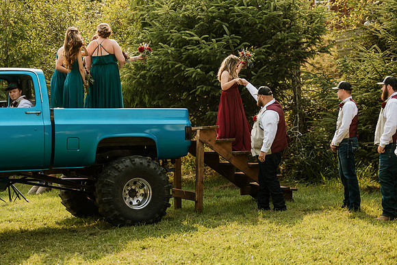 Tyler-Riley-Gold-Beach-Wedding-Photos-5273-7940
