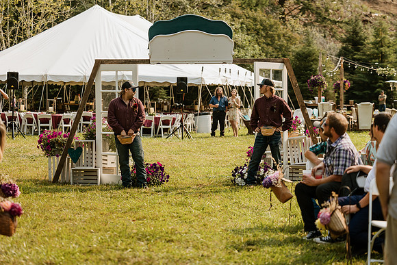 Tyler-Riley-Gold-Beach-Wedding-Photos-5273-8035