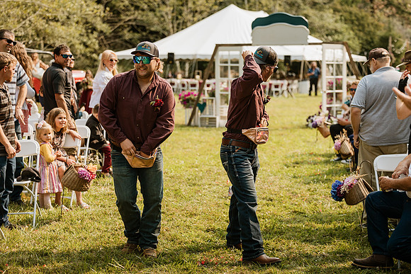 Tyler-Riley-Gold-Beach-Wedding-Photos-5273-8067