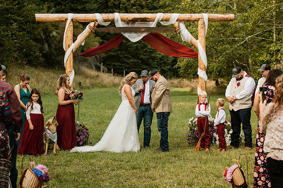 Tyler-Riley-Gold-Beach-Wedding-Photos-5273-8135