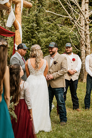 Tyler-Riley-Gold-Beach-Wedding-Photos-5273-8191