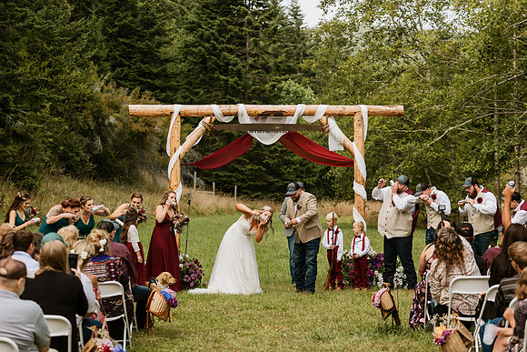 Tyler-Riley-Gold-Beach-Wedding-Photos-5273-8214