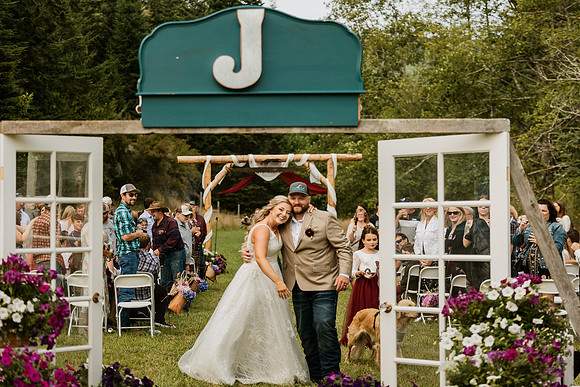 Tyler-Riley-Gold-Beach-Wedding-Photos-5273-8237