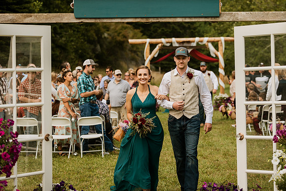 Tyler-Riley-Gold-Beach-Wedding-Photos-5273-8256