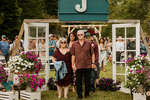 Tyler-Riley-Gold-Beach-Wedding-Photos-5273-8298