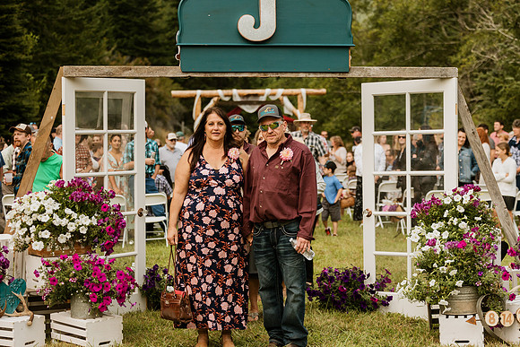 Tyler-Riley-Gold-Beach-Wedding-Photos-5273-8303