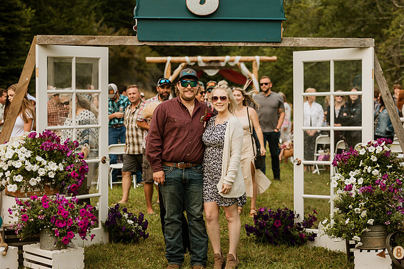 Tyler-Riley-Gold-Beach-Wedding-Photos-5273-8309
