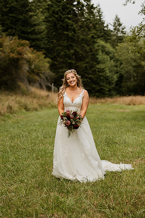 Tyler-Riley-Gold-Beach-Wedding-Photos-5273-8338