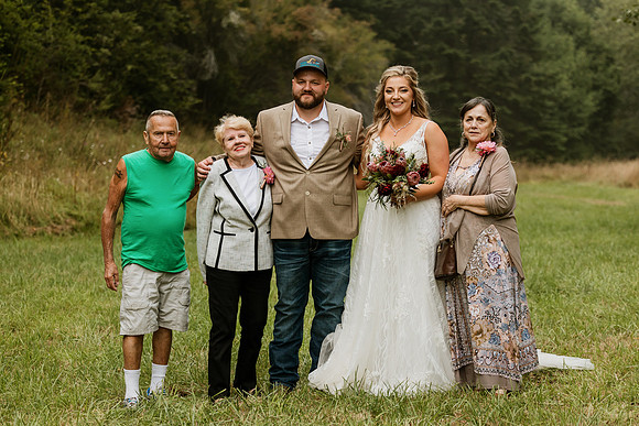 Tyler-Riley-Gold-Beach-Wedding-Photos-5273-8462
