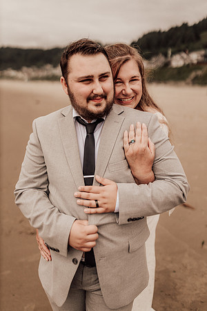 Jordan-Lainey-Roads-End-lincoln-City-oregon-airbnb-Elopement-photos-84