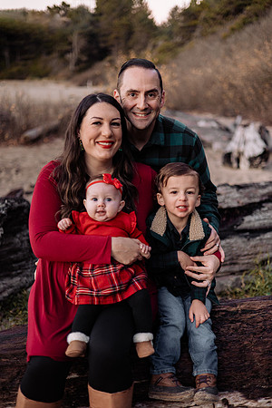 DJ-Brittany--Beaux-Rori-Family-Photos-2023-Lincoln-City-oregon (30 of 32)