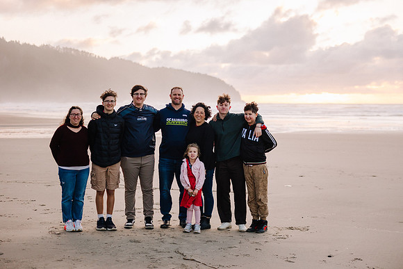 Christina-Family-Photos-Tillamook-Oregon-Cape-lookout-2023 (4 of 50)