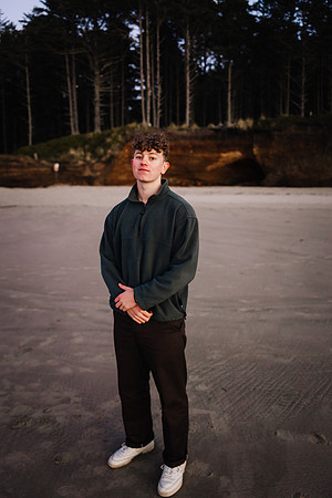 Christina-Family-Photos-Tillamook-Oregon-Cape-lookout-2023 (44 of 50)