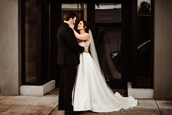 Jack-Talyn-Easton-Broad-Portland-Oregon-Wedding-9957