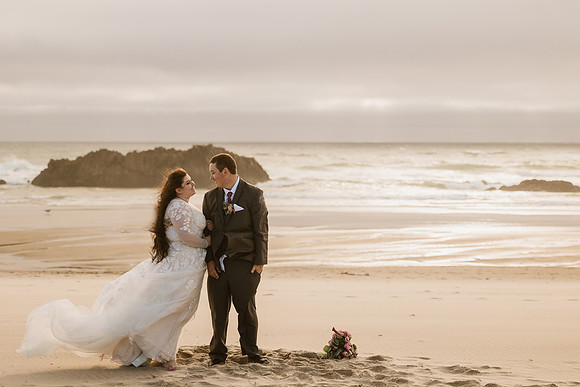 Colton-Kali-Chinook-Winds-Casino-Wedding-Photos-9822