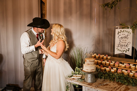 Gage-Mckayla-Adeline-Farm-Wedding-Photos-2021-0423