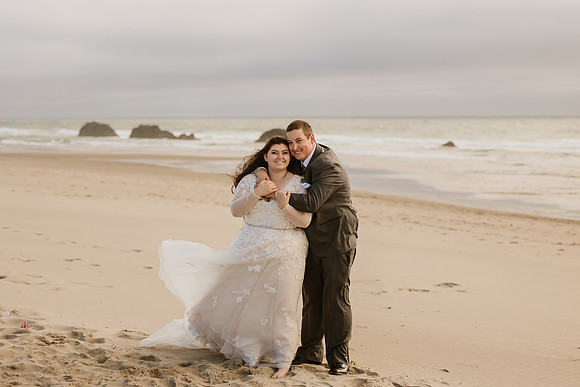 Colton-Kali-Chinook-Winds-Casino-Wedding-Photos-9637
