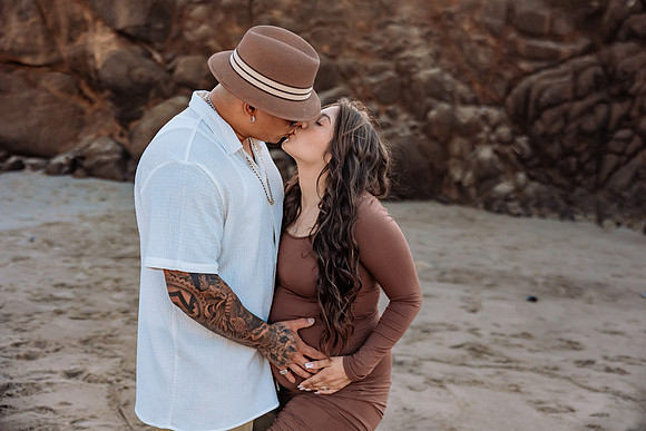 Mia-Maternity-Photos-2024-Fogarty-Creek-Depoe-Bay-oregon-25