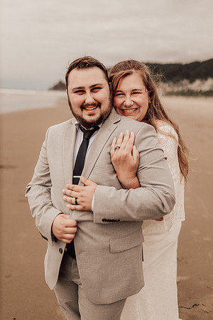 Jordan-Lainey-Roads-End-lincoln-City-oregon-airbnb-Elopement-photos-82