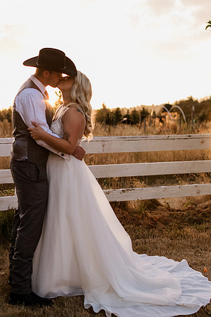 Gage-Mckayla-Adeline-Farm-Wedding-Photos-2021-0464