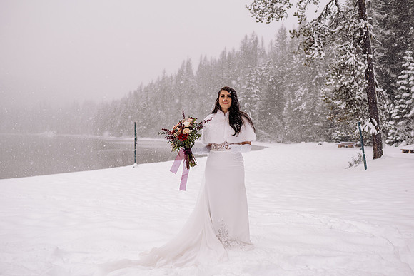 Tyler-Brittani-Lake-Priest-Idaho-Winter-Snow-Wedding-2021-03350