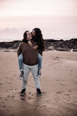 Philip-Ruby-Lincoln-City-Oregon-Surprise-Proposal-Photos (23 of 47)