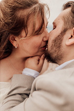 Jordan-Lainey-Roads-End-lincoln-City-oregon-airbnb-Elopement-photos-78