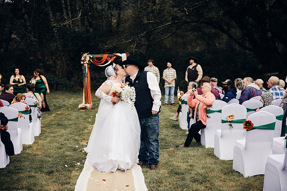 Marie-Jerry-Neskowin-Wedding-Oregon-13