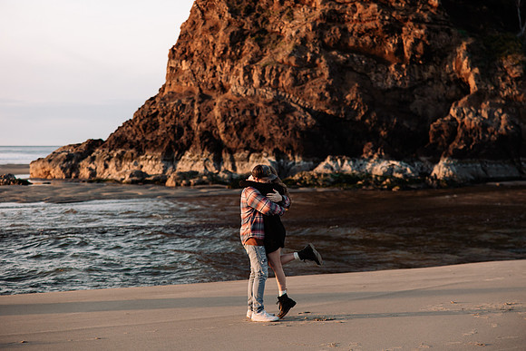 cole-madison-proposal-rock-oregon-enagement-neskowin-photos (13 of 60)