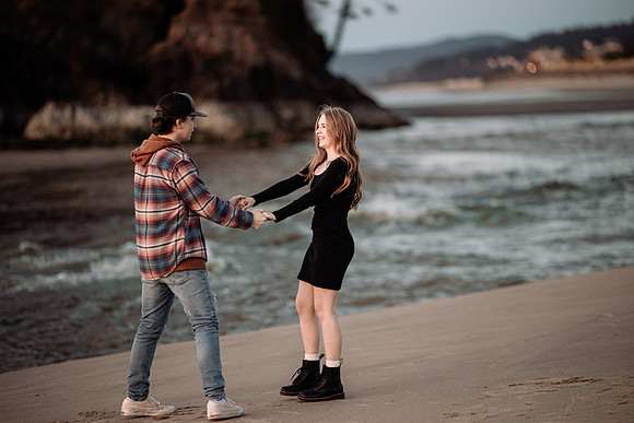 cole-madison-proposal-rock-oregon-enagement-neskowin-photos (45 of 60)