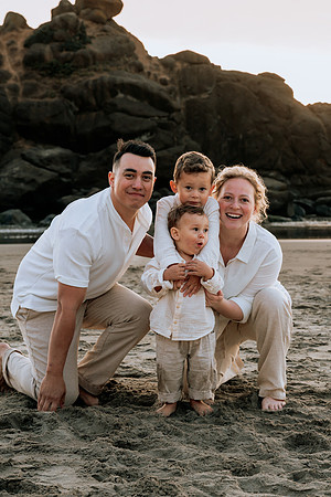 Josh-Family-Photos-2025-Depoe-Bay-Oregon-Fogarty (62 of 67)