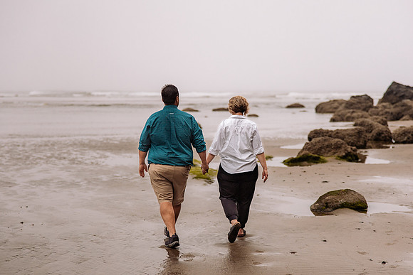 Scott-Family-Agate-Beach-Photos-2022 (13 of 35)
