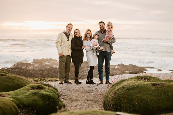 Mary-Kate-Yachats-Oregon-Family-Photos-2021-6