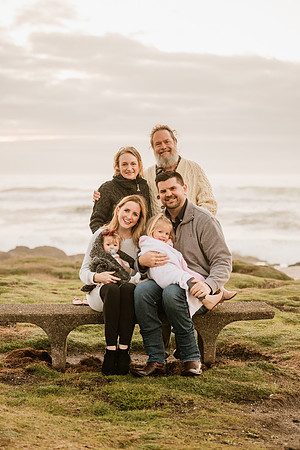 Mary-Kate-Yachats-Oregon-Family-Photos-2021-44