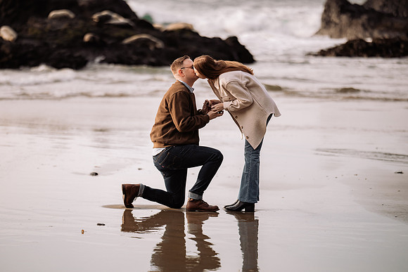 Tyler-surprise-proposal-newport-oregon-photo (13 of 54)