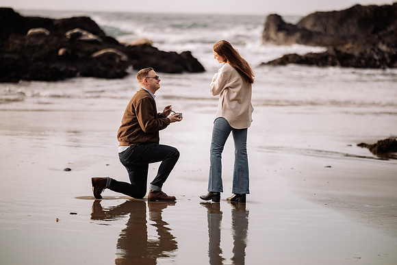 Tyler-surprise-proposal-newport-oregon-photo (14 of 54)