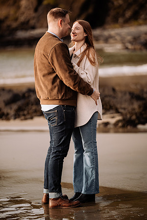 Tyler-surprise-proposal-newport-oregon-photo (18 of 54)