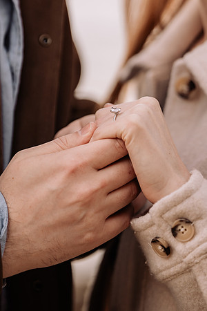 Tyler-surprise-proposal-newport-oregon-photo (29 of 54)