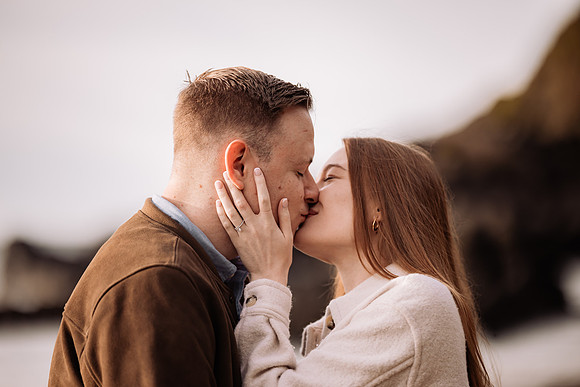 Tyler-surprise-proposal-newport-oregon-photo (31 of 54)