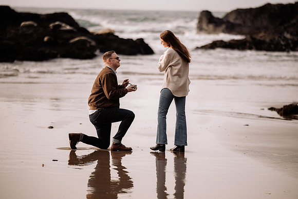 Tyler-surprise-proposal-newport-oregon-photo (51 of 54)