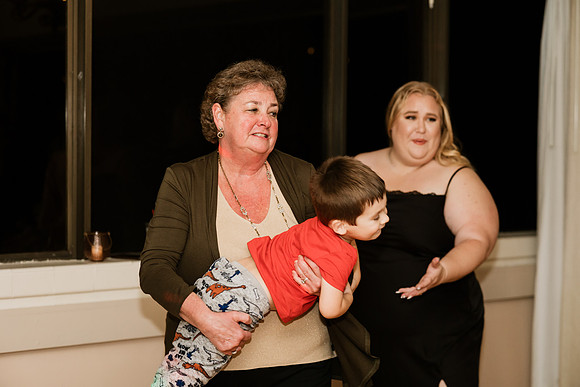 Alex-Danielle-Inn-Spanish-Head-Lincoln-City-oregon-wedding-1214
