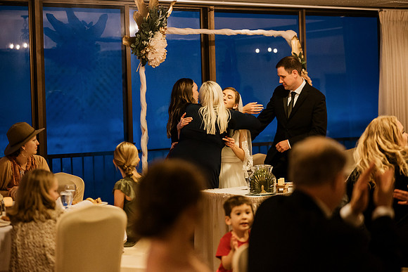Alex-Danielle-Inn-Spanish-Head-Lincoln-City-oregon-wedding-1108