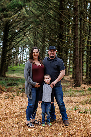 Blake-Maternity-Family-Oceanside-Beach-Oregon-2022-0975