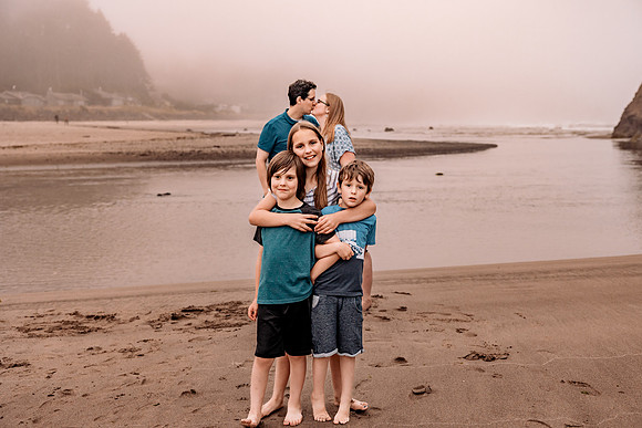Debra-Proposal-Rock-Oregon-Family-Photos-2022 (6 of 50)