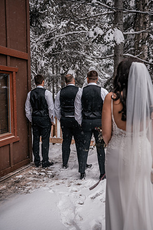 Tyler-Brittani-Lake-Priest-Idaho-Winter-Snow-Wedding-2021-03160