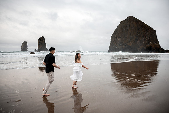 Leon-Katie-Cannon-Beach-Oregon-Engagement-photos (21 of 54)