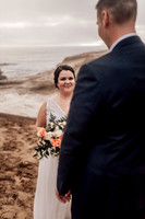 Carissa-Dustin-cape-kiwanda-oregon-elopement-photo-8